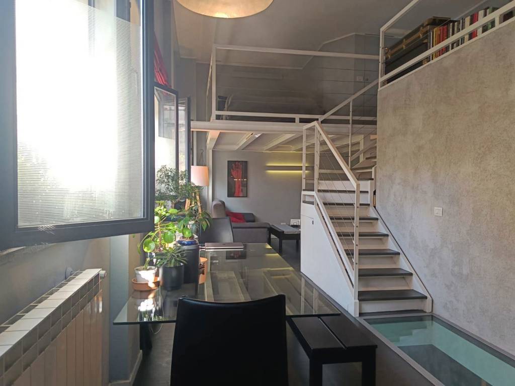 appartamento in vendita a Milano in zona Vigentino
