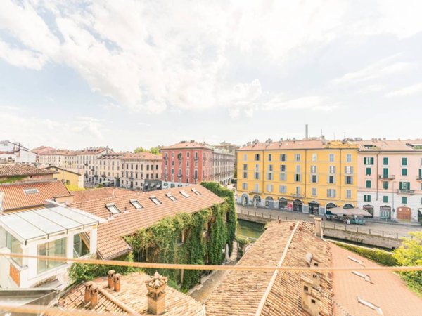 appartamento in vendita a Milano in zona Porta Genova