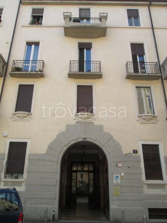appartamento in vendita a Milano in zona Porta Vittoria