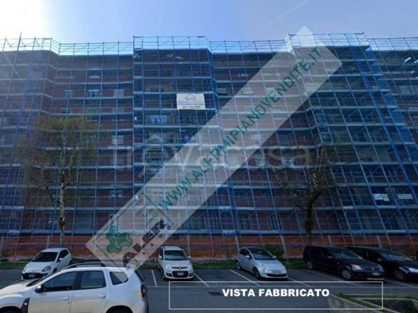 appartamento in vendita a Milano in zona Quartiere degli Olmi