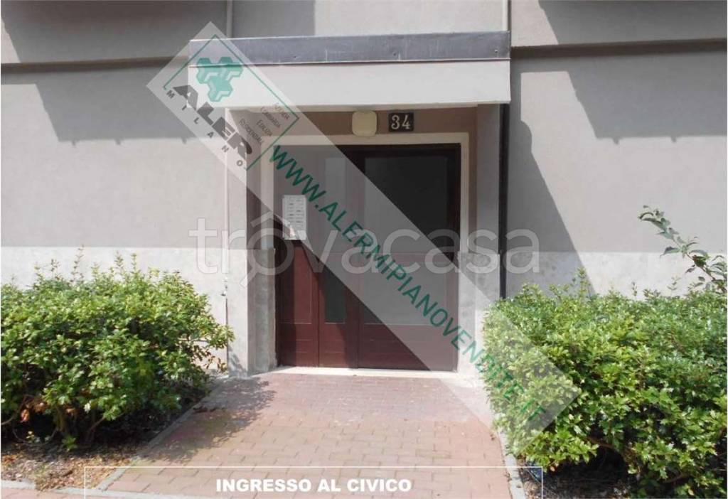 appartamento in vendita a Milano in zona Quarto Oggiaro