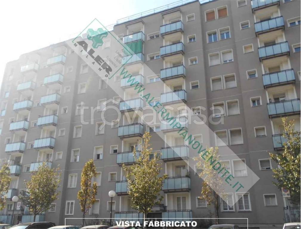 appartamento in vendita a Milano in zona Quarto Oggiaro