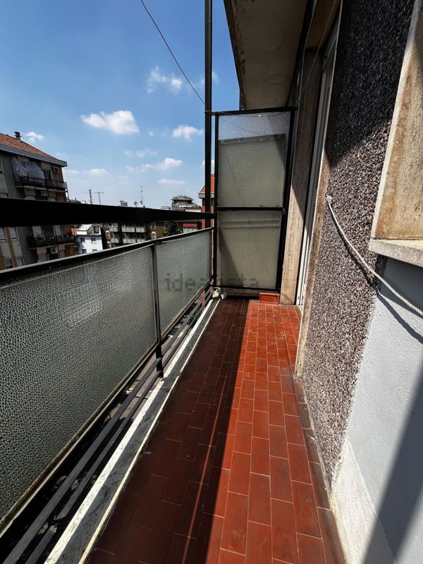 appartamento in vendita a Milano in zona Piazzale Lodi