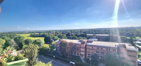 appartamento in vendita a Milano in zona Ronchetto sul Naviglio