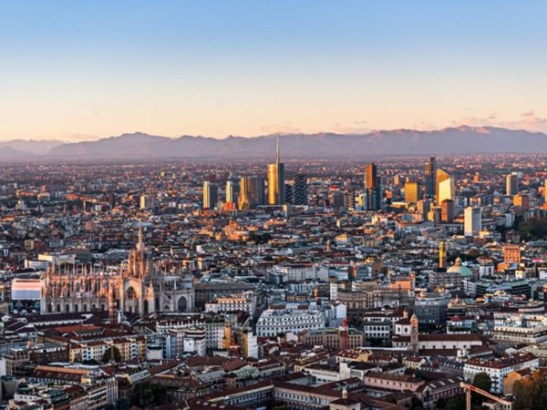 negozio in vendita a Milano in zona Bicocca