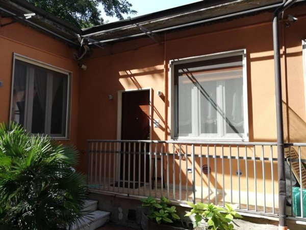 appartamento in vendita a Milano in zona Forze Armate