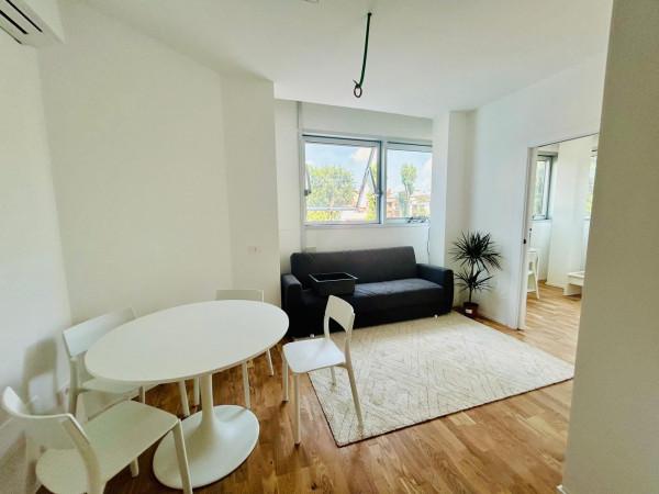 appartamento in vendita a Milano in zona Adriano