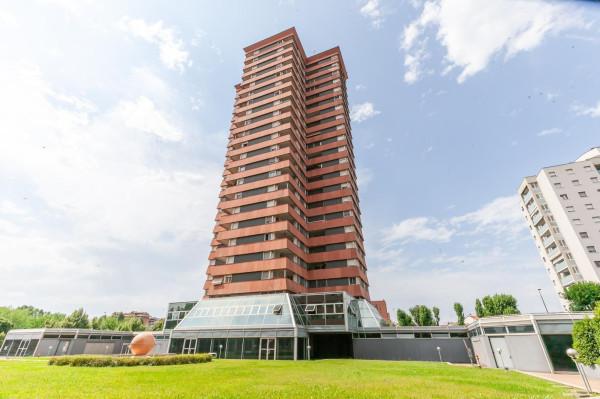 appartamento in vendita a Milano in zona Adriano