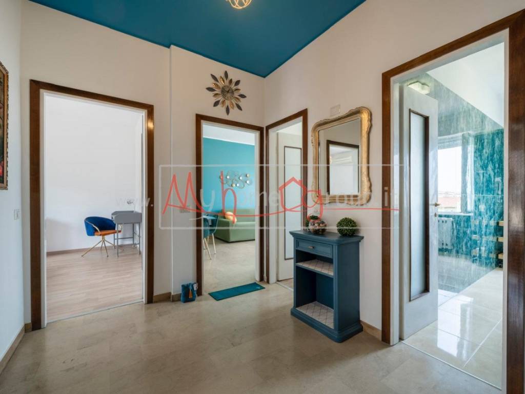 appartamento in vendita a Milano in zona Isola