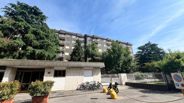 appartamento in vendita a Milano in zona Dergano