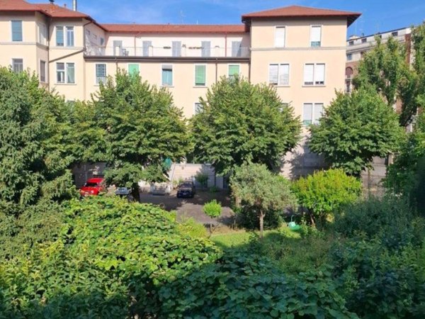 appartamento in vendita a Milano in zona Solari
