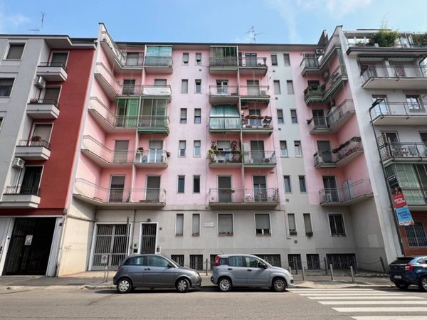 appartamento in vendita a Milano in zona Rogoredo