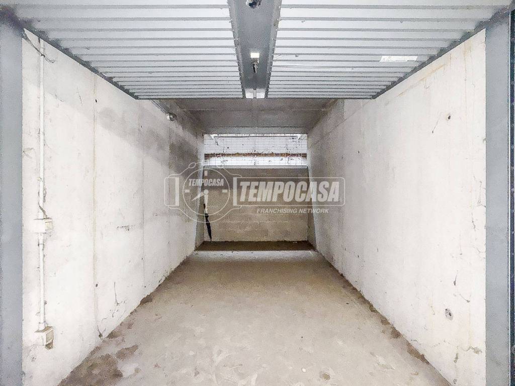 appartamento in vendita a Milano in zona Piazzale Lodi