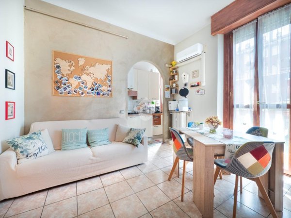 appartamento in vendita a Milano in zona Segnano