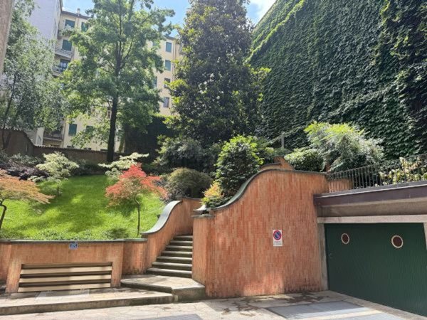 appartamento in vendita a Milano in zona Brera