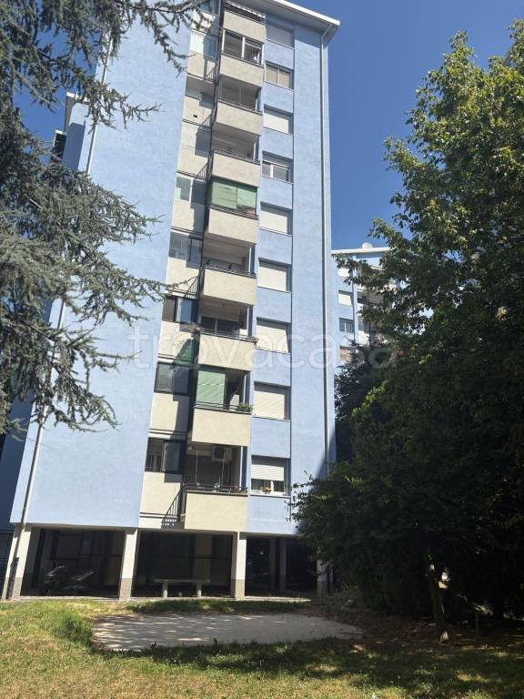 appartamento in vendita a Milano in zona San Cristoforo