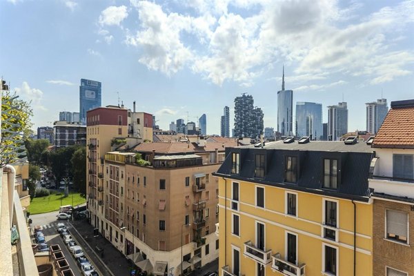 appartamento in vendita a Milano in zona Isola