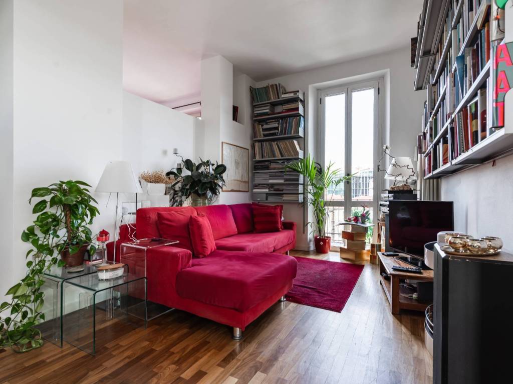 appartamento in vendita a Milano in zona Isola