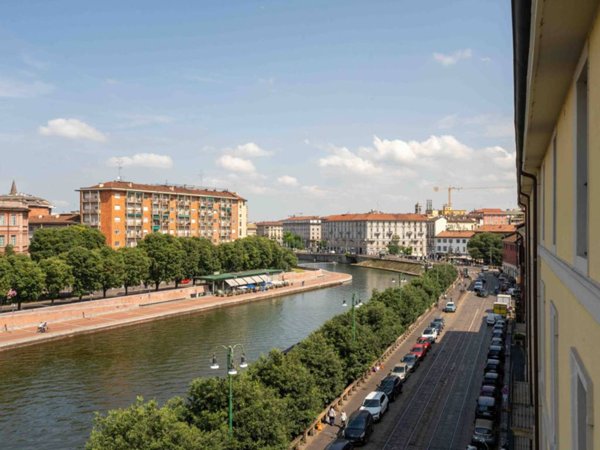 appartamento in vendita a Milano in zona Porta Genova