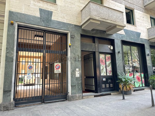 appartamento in vendita a Milano in zona Sempione