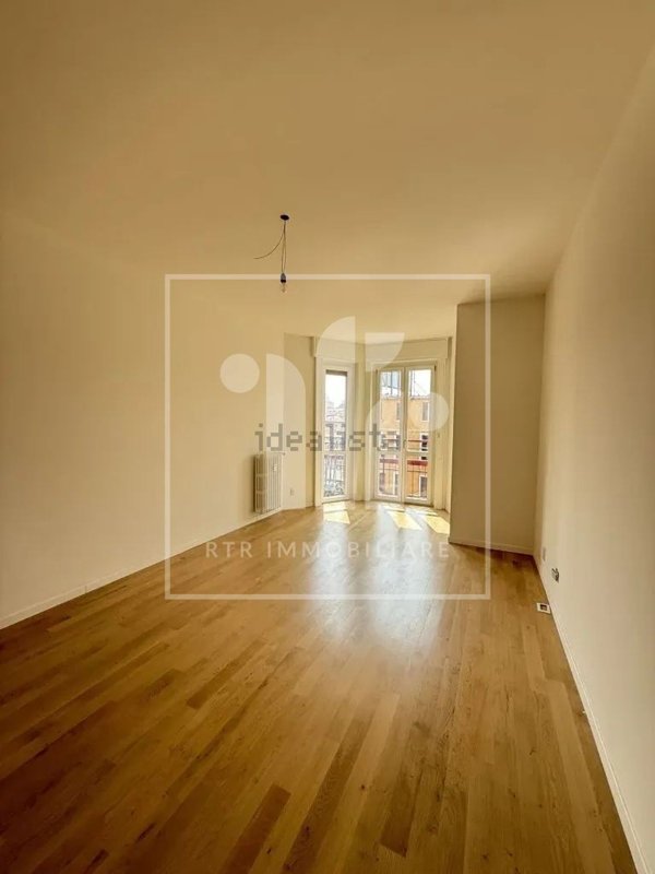 appartamento in vendita a Milano in zona Loreto