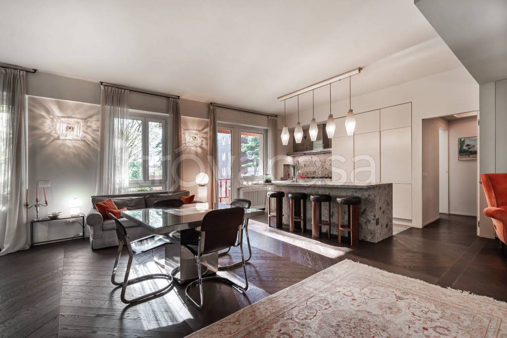 appartamento in vendita a Milano in zona Solari
