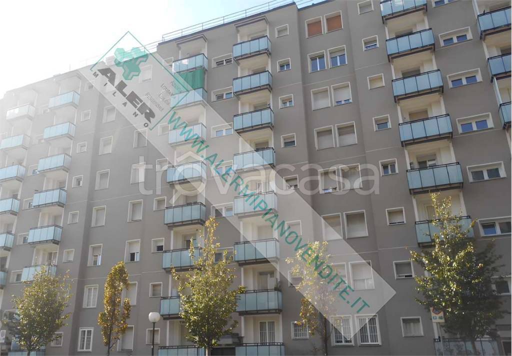 appartamento in vendita a Milano in zona Quarto Oggiaro