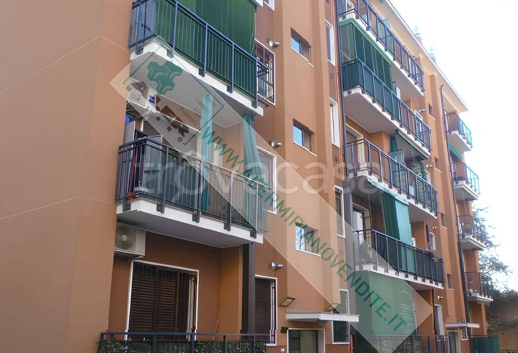 appartamento in vendita a Milano in zona Crescenzago