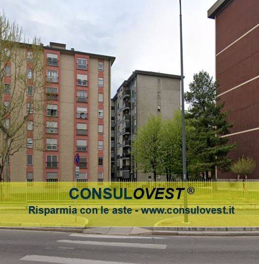 appartamento in vendita a Milano in zona Gallaratese