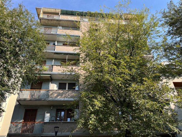 appartamento in vendita a Milano in zona Calvairate