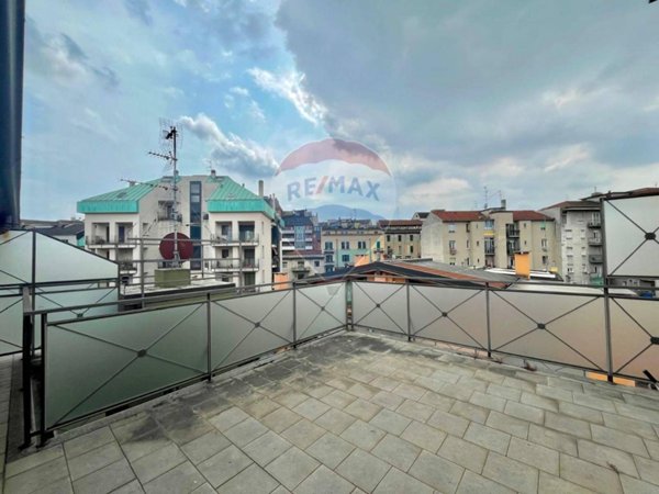 appartamento in vendita a Milano in zona Cagnola