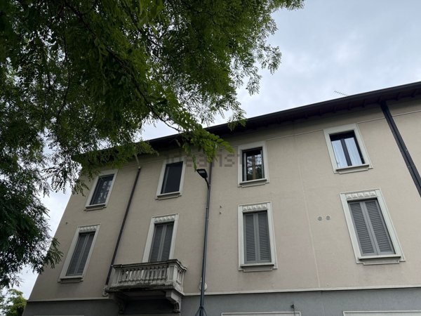 appartamento in vendita a Milano in zona Niguarda
