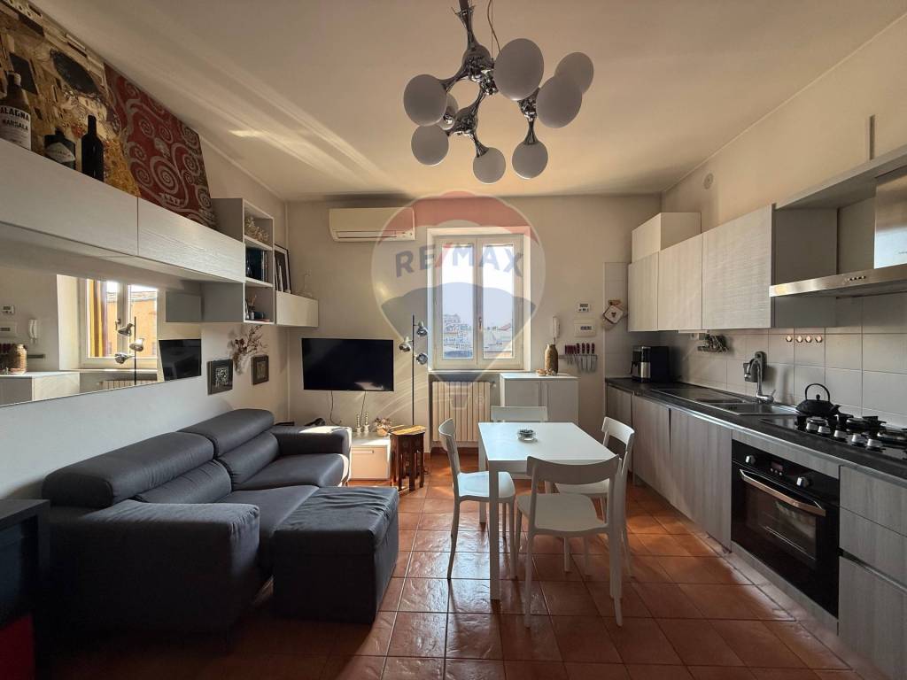 appartamento in vendita a Milano in zona Porta Venezia