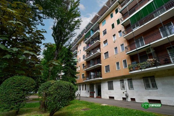 appartamento in vendita a Milano in zona Bocconi