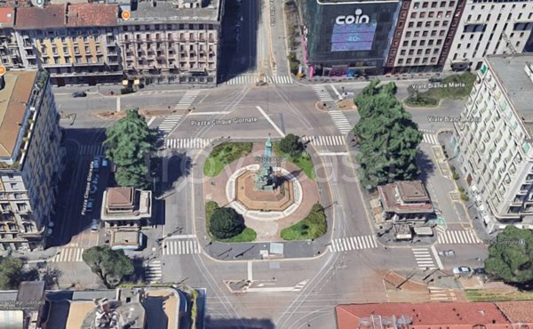 appartamento in vendita a Milano in zona Guastalla