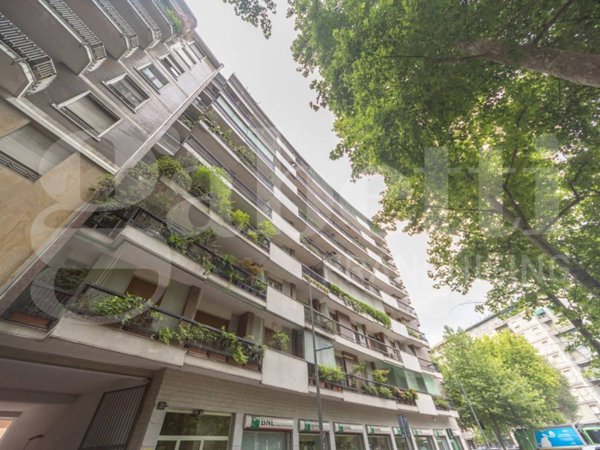 ufficio in vendita a Milano in zona Il Portello