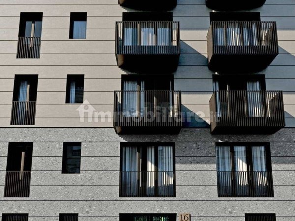 appartamento in vendita a Milano in zona Porta Genova