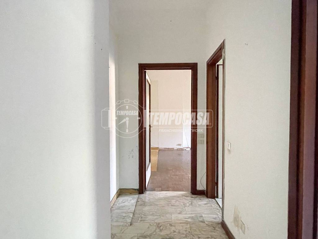 appartamento in vendita a Milano in zona Lambrate