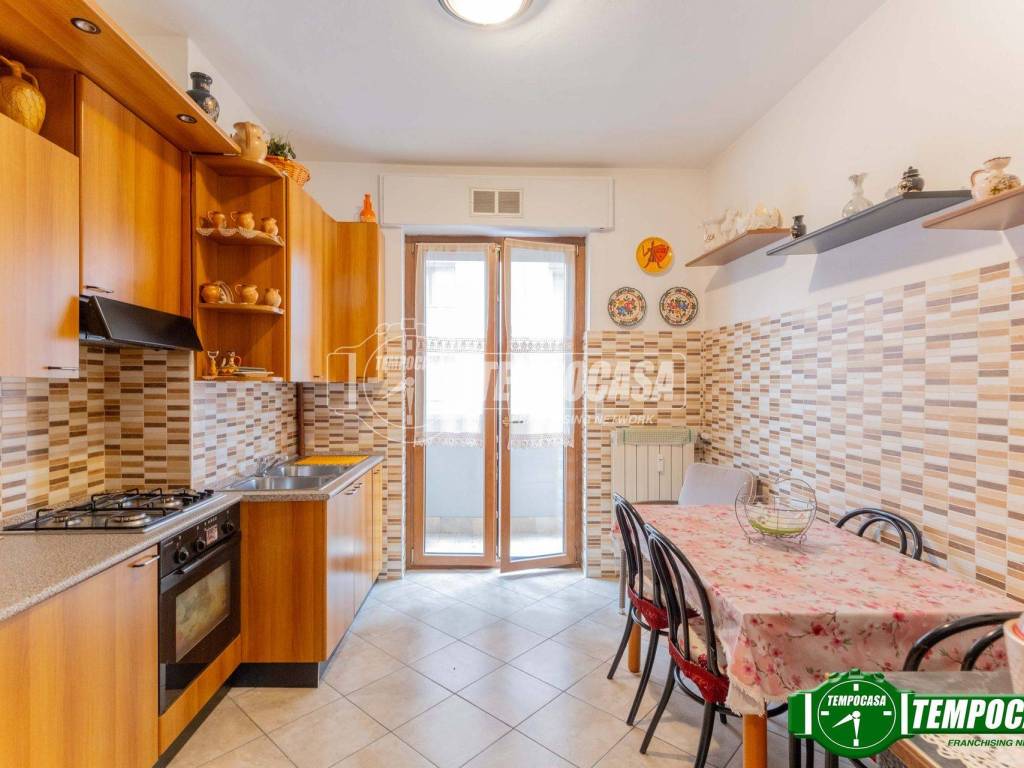 appartamento in vendita a Milano in zona Baggio