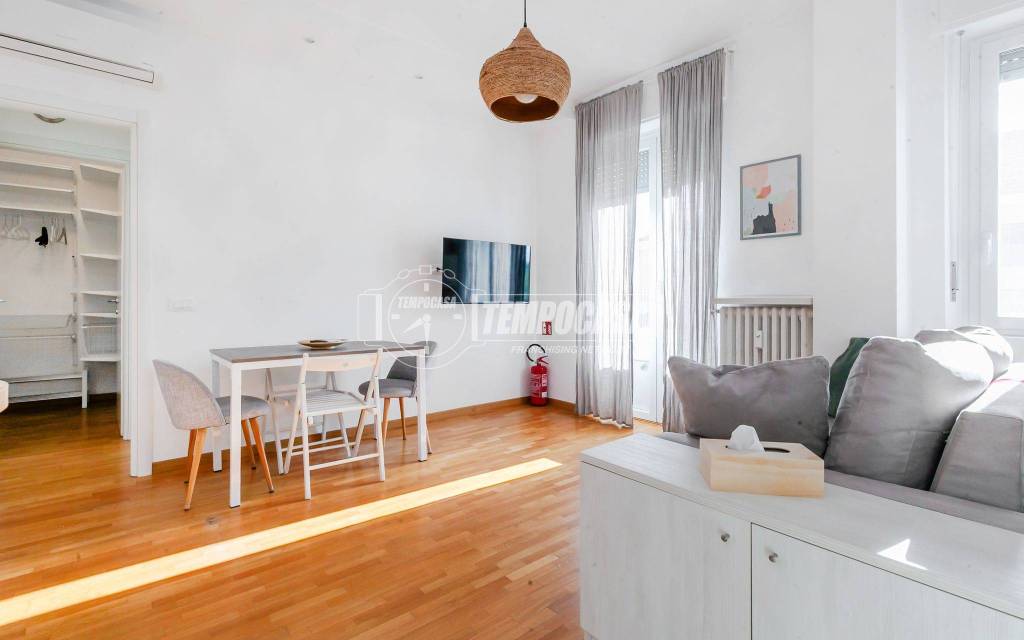 appartamento in vendita a Milano in zona Solari