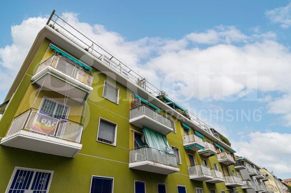 appartamento in vendita a Milano in zona Gorla