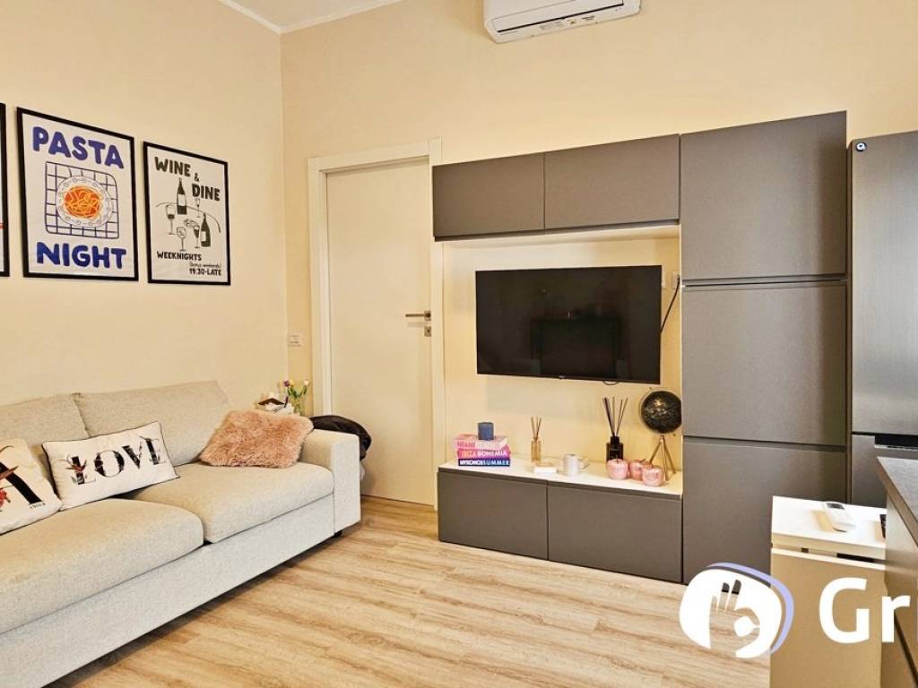 appartamento in vendita a Milano in zona Famagosta