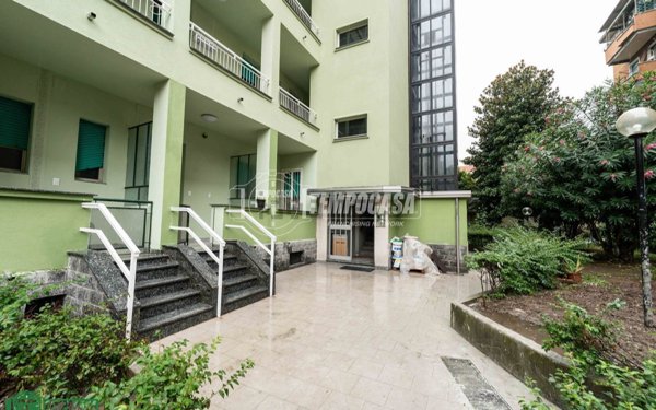 appartamento in vendita a Milano in zona Gorla