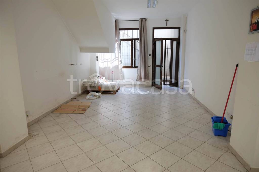 appartamento in vendita a Milano in zona Affori