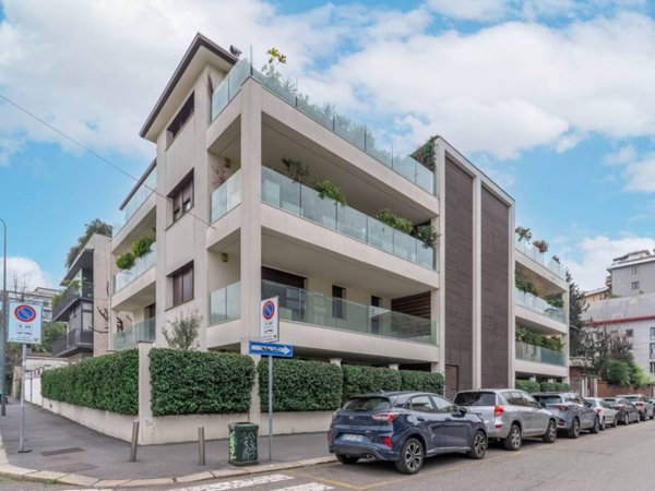 appartamento in vendita a Milano in zona Il Portello