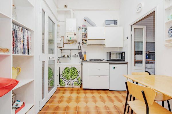 appartamento in vendita a Milano in zona Porta Ticinese
