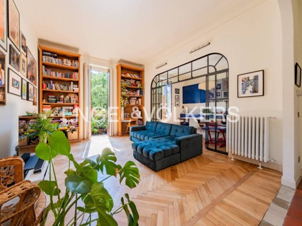 appartamento in vendita a Milano in zona XXII Marzo