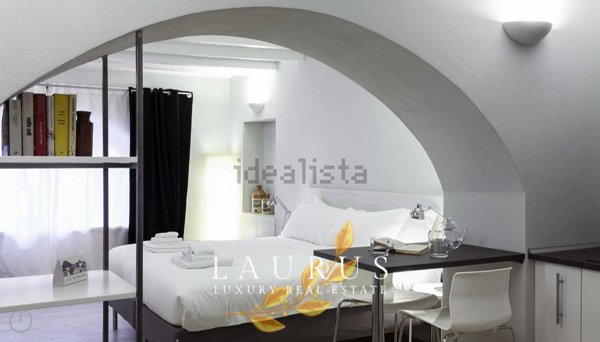 appartamento in vendita a Milano in zona Porta Garibaldi