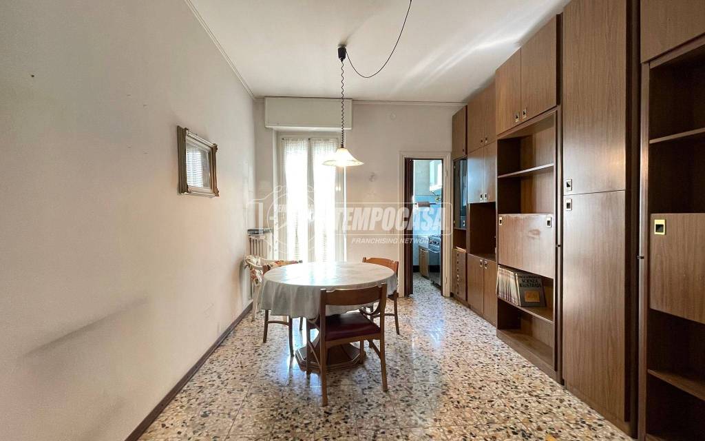 appartamento in vendita a Milano in zona Lambrate