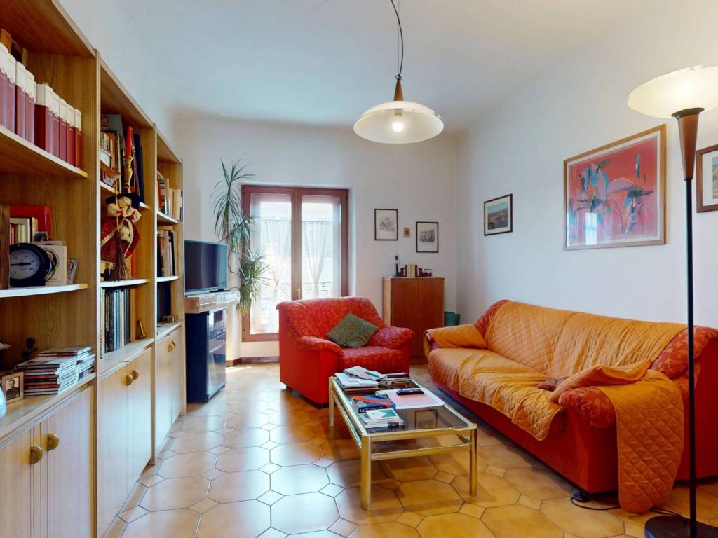 appartamento in vendita a Milano in zona Porta Genova